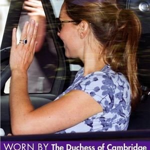 Lavender blossom knot front maternity dress size 2